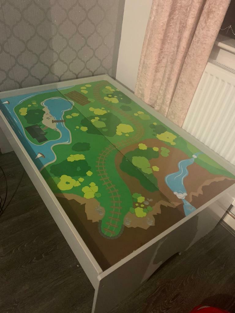 train table reversible top